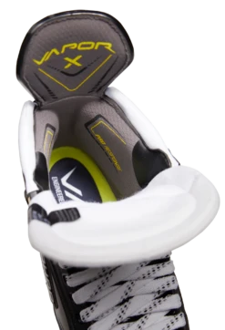 Bauer Vapor 3X Pro Senior Roller Skates -Cheap Hockey Store 1060217 RH VAPOR 3X PRO SKATE 0522 clipped dc641b8a 5378 4719 a5bb 0dda88258395